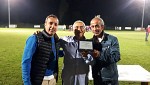 Merlini consegna targa ai figli di Paolo Galli